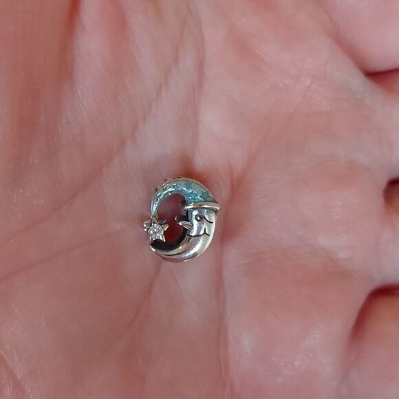 925 Silver Sleepy Moon Charm - Picture 5 of 10